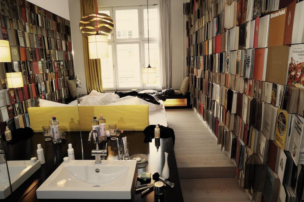 Michelberger Hotel Berlijn Buitenkant foto